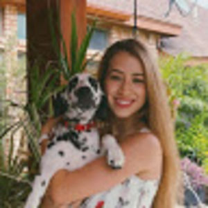 Meet your Posher, Elizabeth